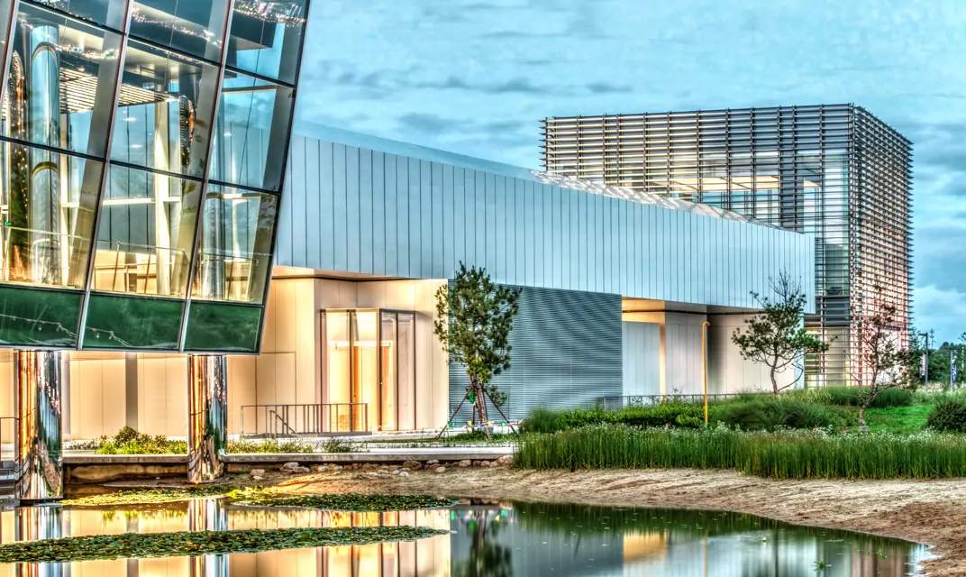 The 1.4-Ton Secret: How We Made Jean Nouvel’s Massive Glass Wall Move with a Fingertip