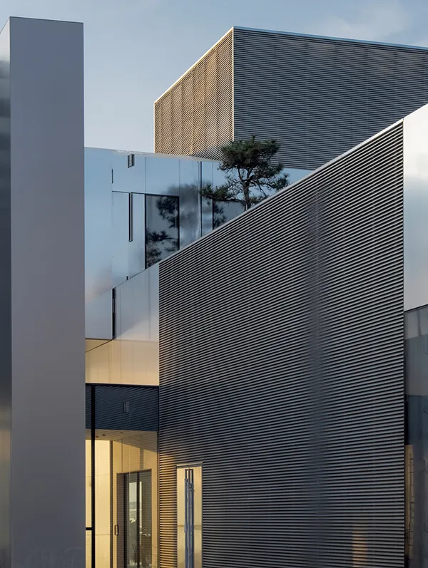 The Problem: 1.4 Tons of Pure Glass