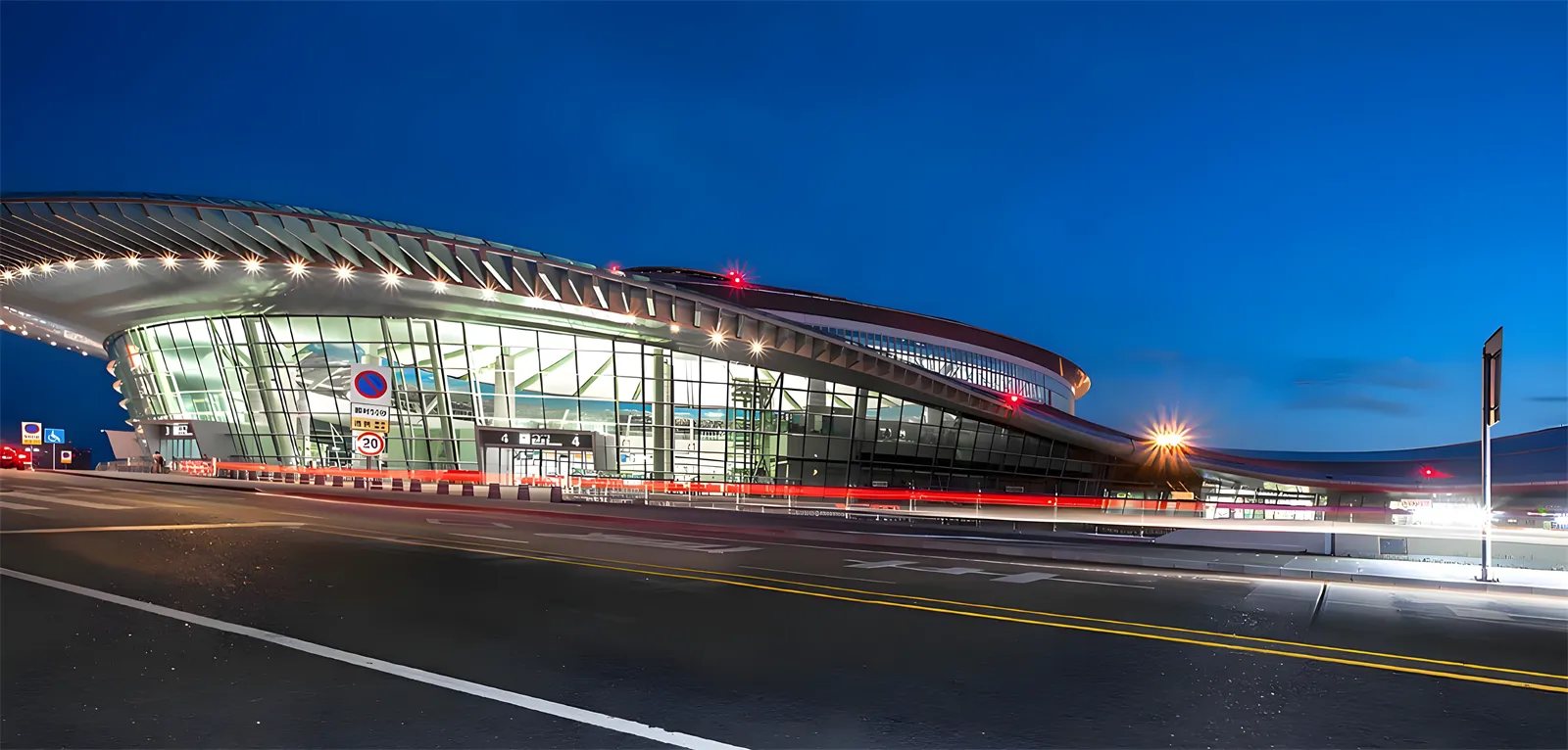 TOrdos Ejin Horo Airport | The Crystalline Yurta